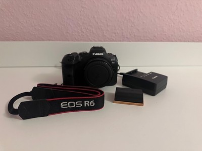 Canon EOS R6 - Body Gehäuse -  mit Mount Adapter EF-EOS R - Zubehörpaket