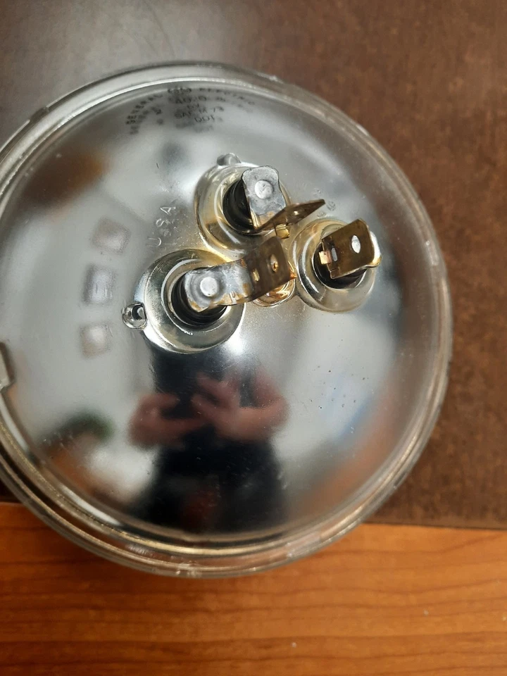 GE 4020 6 volt Bulb Headlight Sealed Beam CCKW Tractor - Image 4 of 4