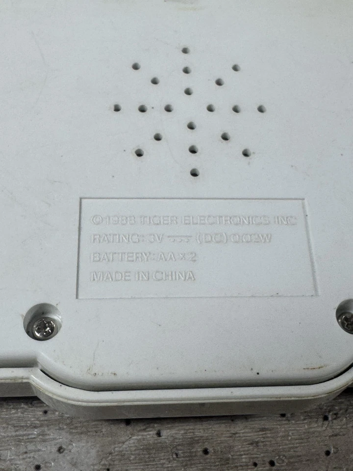 JUEGO ELECTRÓNICO CAPCOM STREET FIGHTER II TIGRE VINTAGE RETRO PROBADO Y FUNCIONANDO Foto 3 de 3