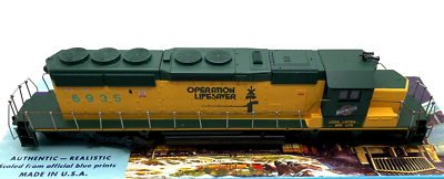 HO ATHEARN 4428 SD40-2 CHICAGO & NORTH WESTERN CNW # 6935