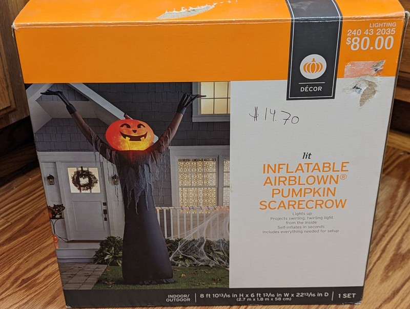Gemmy Inflatable Halloween Lighted Pumpkin Scarecrow Airblown 8' Tall  2015