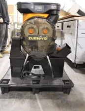 Omcan USA 47959, Automatic Feed Zumoval FastTop Orange Juicer, 47.5 Gallons/Hr