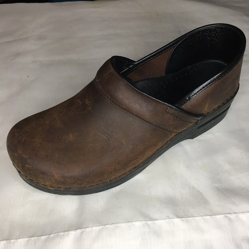 dansko nursing sneakers