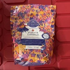 SCENTSY BATH/BODY SOAK 2lb Bag w/Epsom & Pink Himalayan Salts Kukui And Coconut