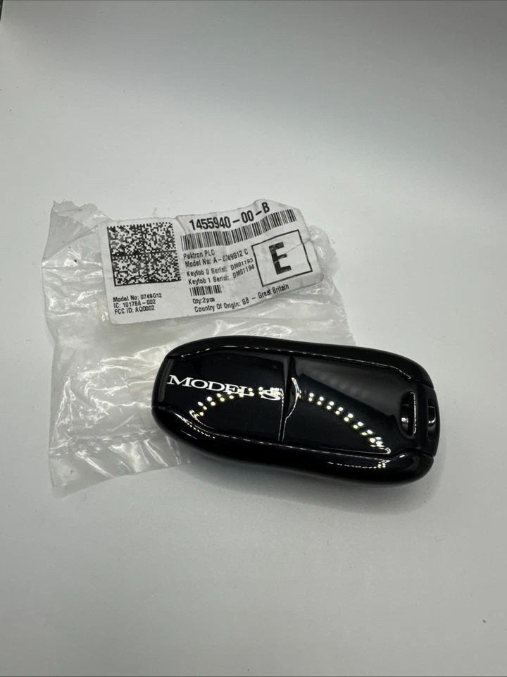 2014-2020 Tesla Modal S OEM Key Fob P 1455940-00-B - Image 3 of 3