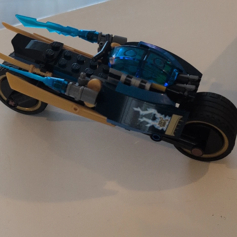LEGO Ninjago 70622 Desert Lightning, photo 4 of 5