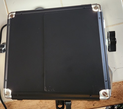 NEEWER SMART METAL LED LIGHT 1 Light. With POWER cord. - Picture 8 of 11