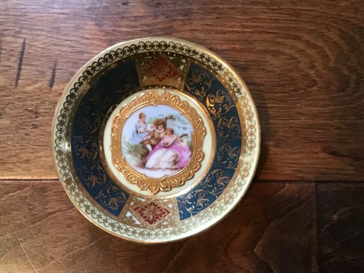  Vienna アンティーク　陶器　オーストリア ANTIQUE ROYAL VIENNA AUSTRIA PORCELAIN FOOTED CUP AND SAUCER