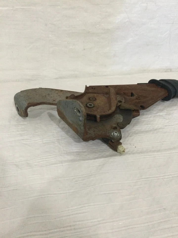 Conjunto de freno de emergencia Toyota Corolla 2009-2013 OEM Foto 3 de 4