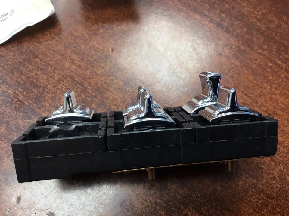 全新 适合 1992 1993 年 1994 年 福特 Crown Victoria Mercury Marquis 电动车窗开关 — 第 4/4 张图片