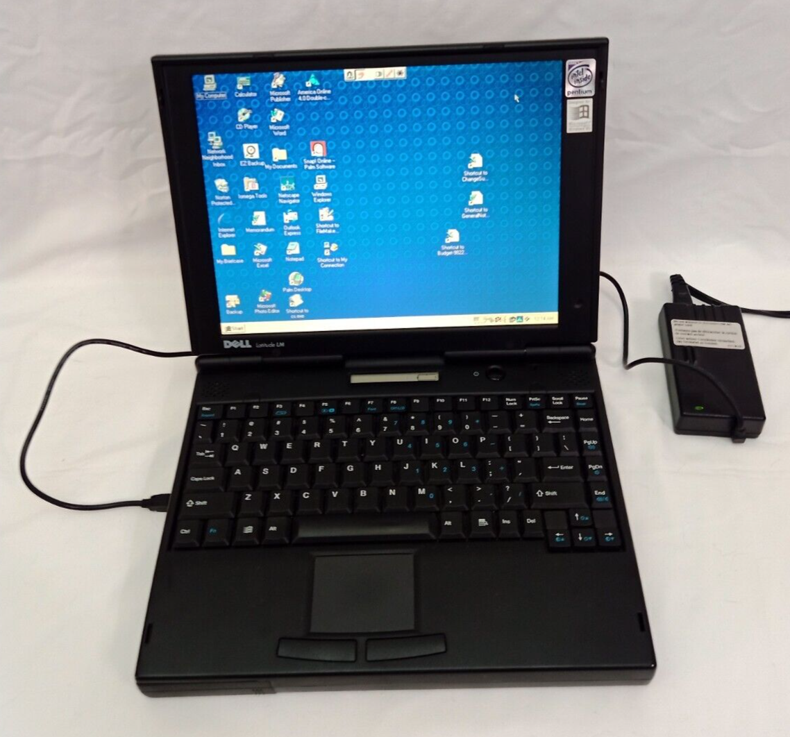Vintage Dell Latitude LM TS30G Laptop Pentium MMX 166Mhz 40MB RAM