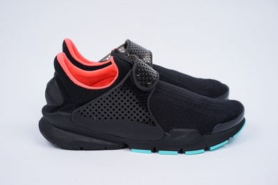 nike id sock dart