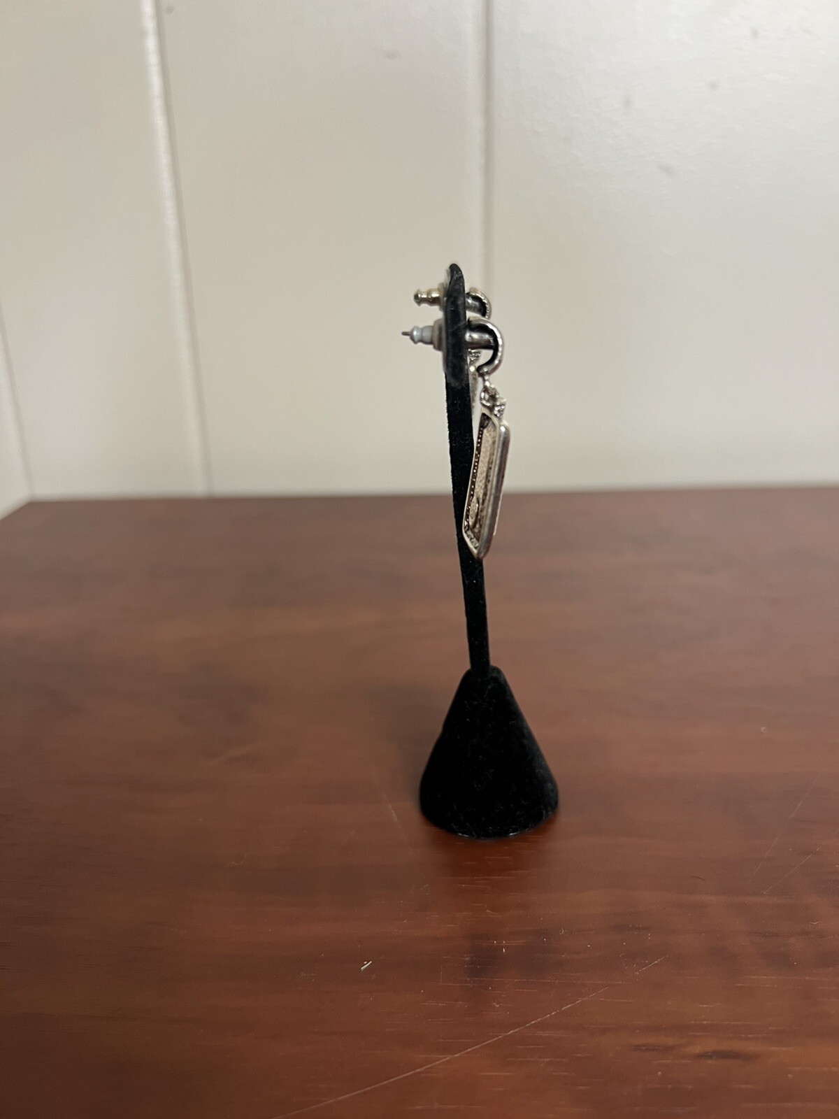 Picture 4 of 5