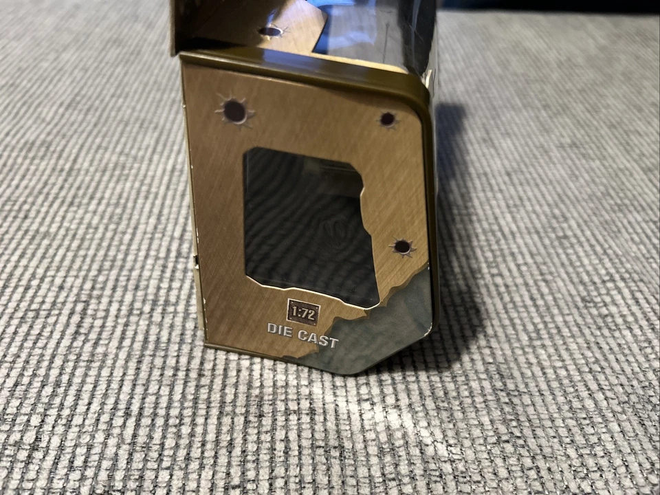 Forces of Valor 1:72 US M113 Armoured Personnel Carrier Baghdad 2003 FOV 95013 - Image 4 of 4