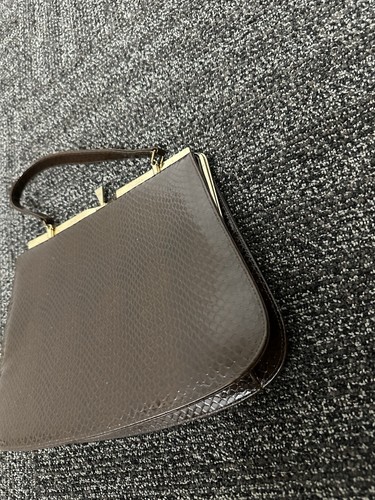 1960s A Naturalizer Handbag, Vintage Tip Handle Purse - Picture 4 of 11