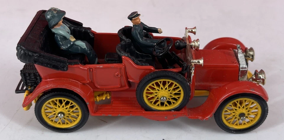 CORGI Classics Diecast Model Car Daimler 1910 with 2 Of The Four figures Nice - Image 3 of 4