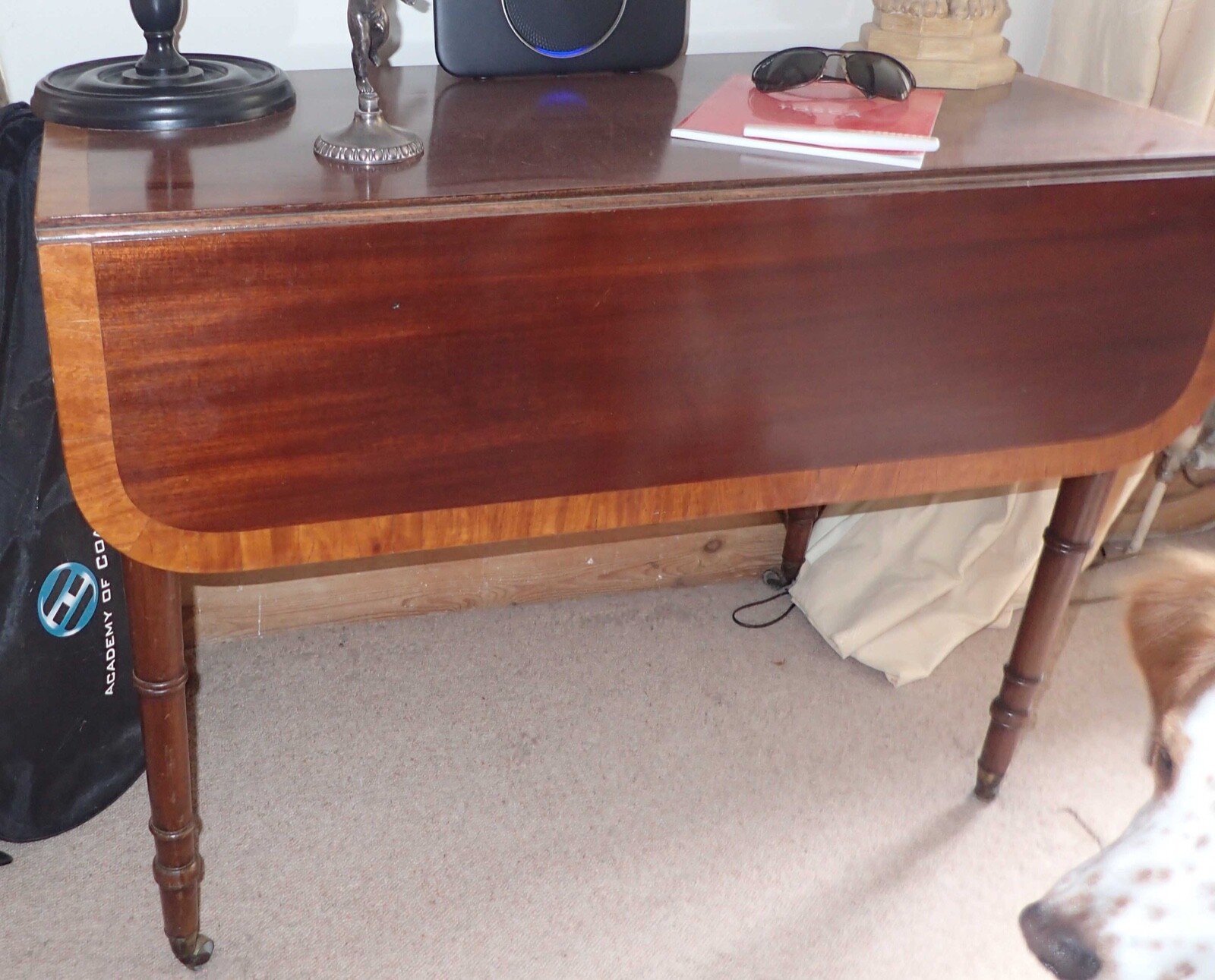 Victorian, inlaid gate leg drop leaf table, with draws each end, beautiful