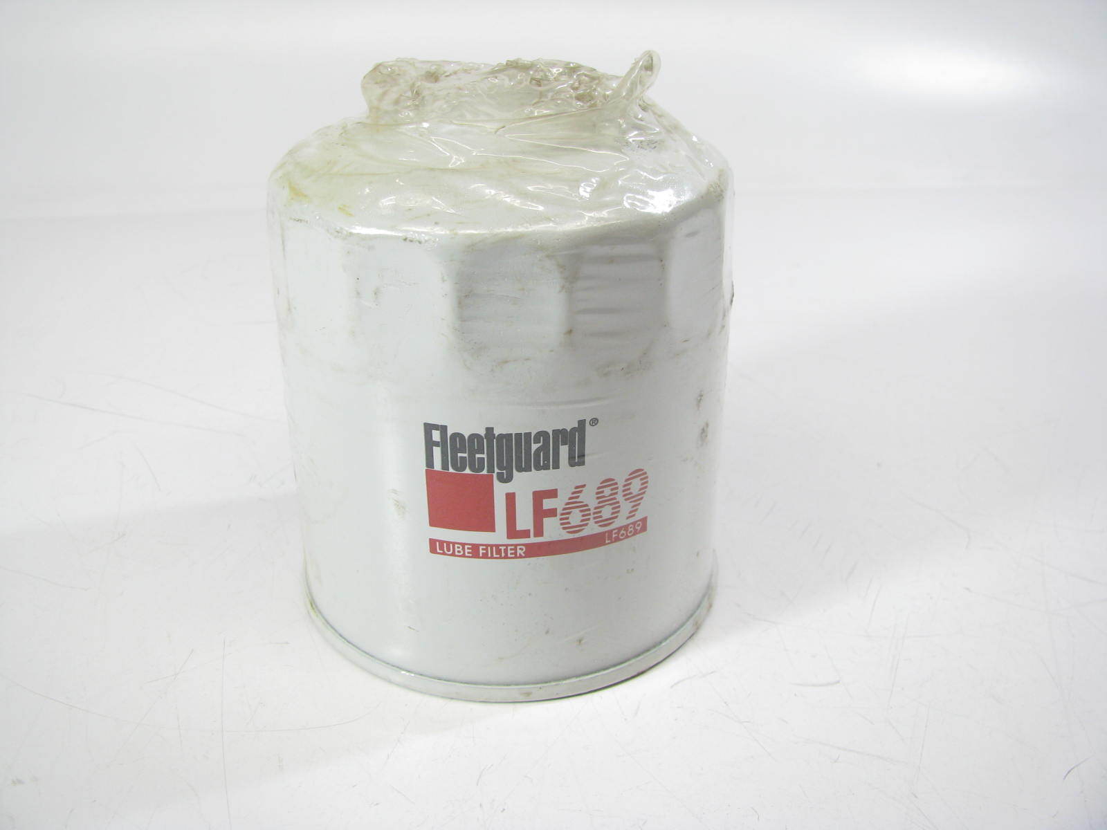 Fleetguard LF689 Oil Filter Replaces 57000 L34875 LF647 PH253 P550963 85084