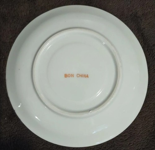 Set of 2 White Porcelain 5.5" Saucers Plates w/ Red Gold & Green Moriage Dragon - Picture 9 of 9