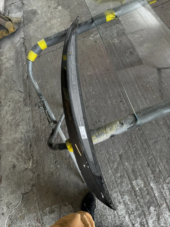 a177 790 1300 Mercedes Boot Spoiler - Image 4 of 4