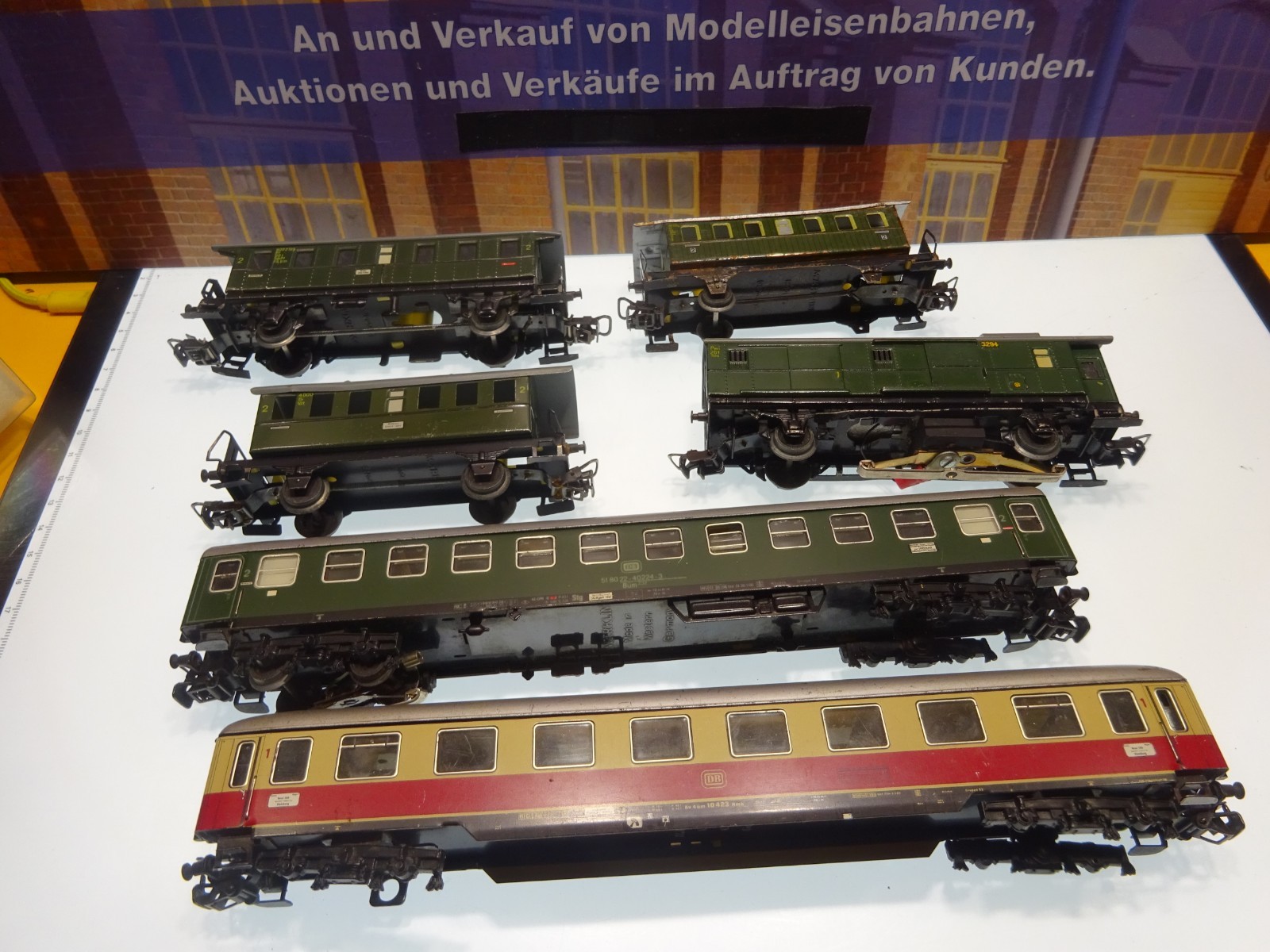 Bild 1 von 6