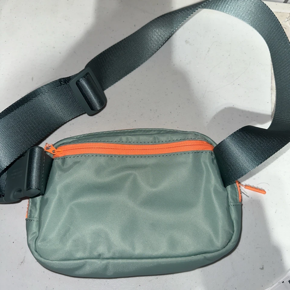 Bolso Cinturón Lululemon Everywhere Verde/Naranja Foto 2 de 2