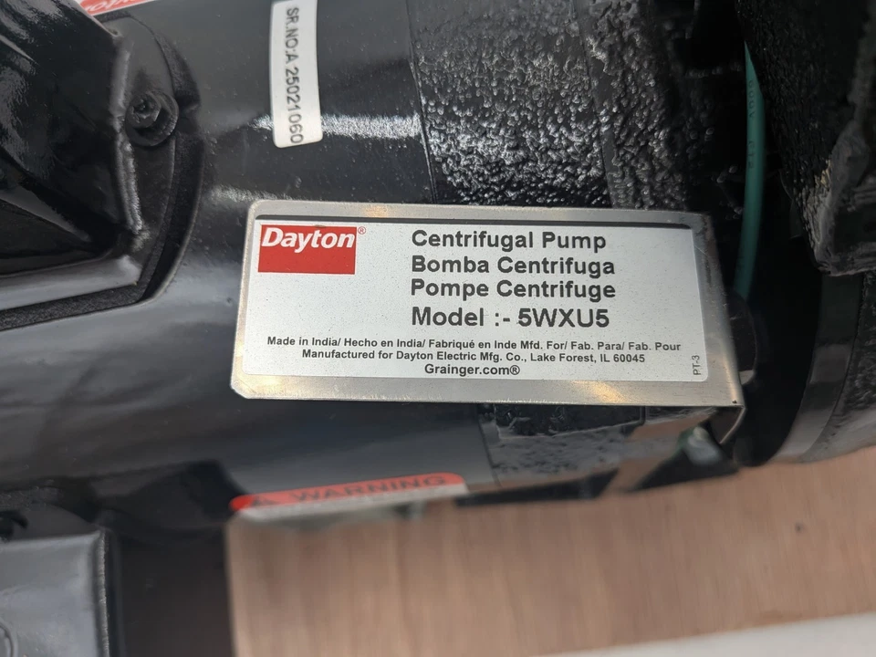 Dayton 5WXU5 1/2 HP Self-Priming Centrifugal Pump, 115/230V, 1-1/2" Inlet/Outlet - Image 2 of 4