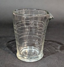 Vintage Kodak 8 Ounce Dark Room Chemical Graduated Measuring Glass Beaker Cup