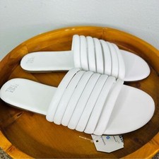 WHITE MULTI-STRAP TIME  TRU SANDALS NWT sz 9