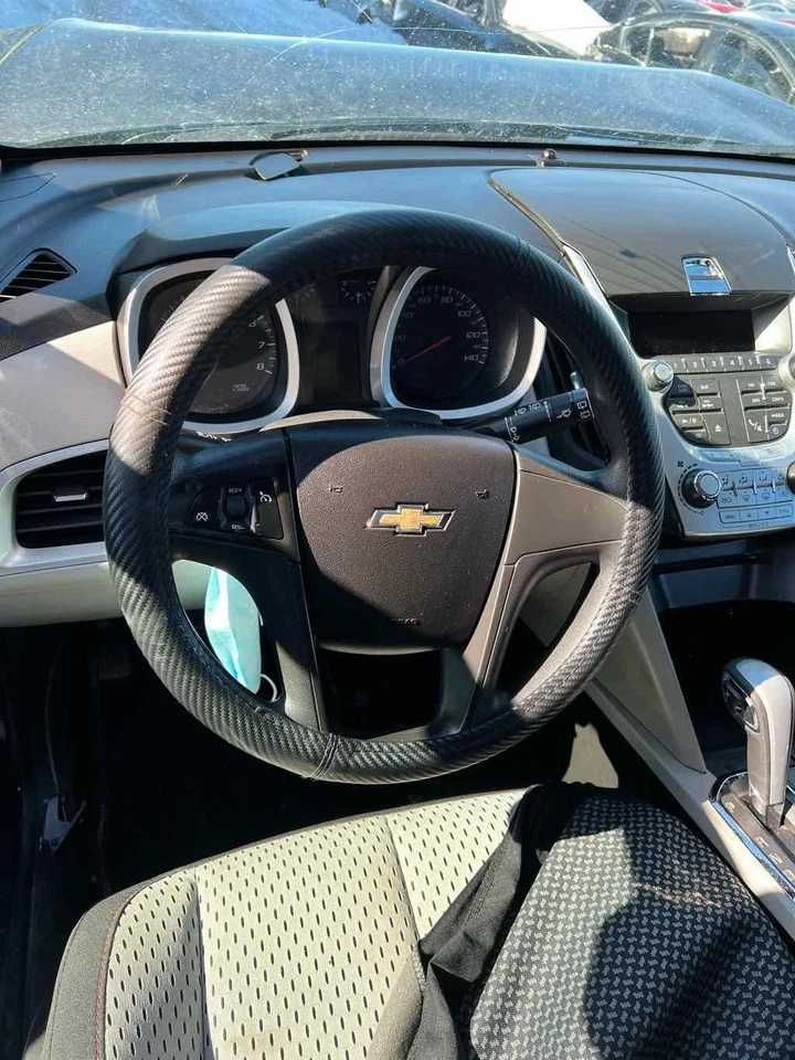 Alternador usado compatible con: Chevrolet Equinox 2010 2,4 grado A Foto 2 de 4