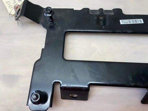 2017-2018 HYUNDAI ELANTRA ENGINE COMPUTER CONTROL MODULE ECU BRACKET OEM - Foto 2 di 6
