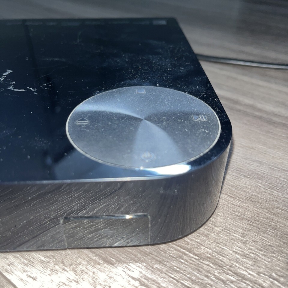 Samsung BDF5100 Smart BluRay DVD Player Tested & Working Black with