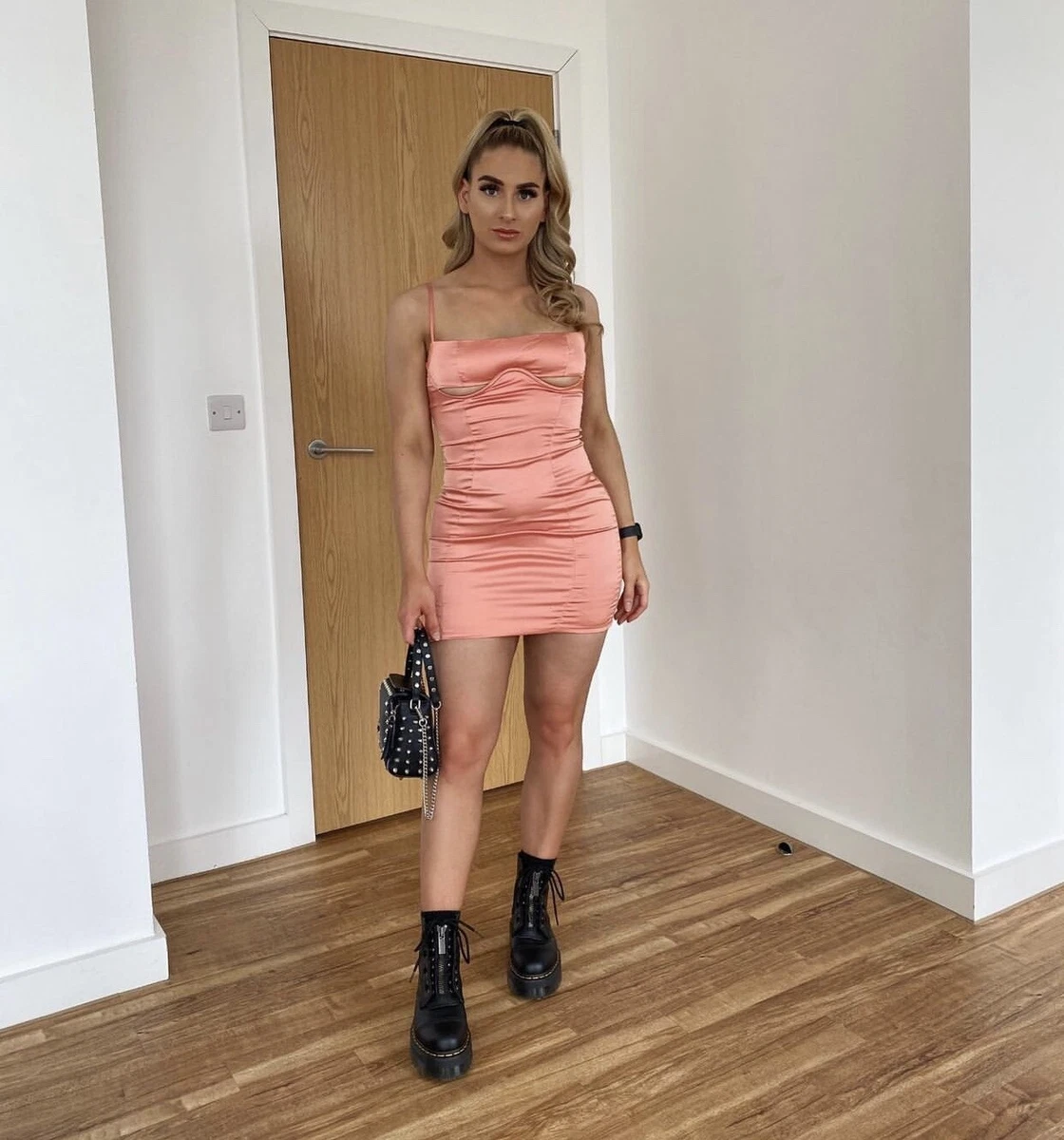 Underboob cut out dress sales