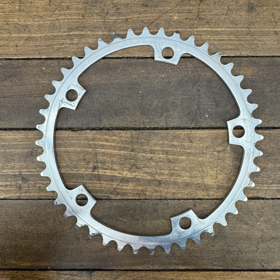 Vintage Stronglight Chainring 44 Tooth 144 BCD Alloy 5 Arm  Eroica 44t 80s Alloy - Image 3 of 4