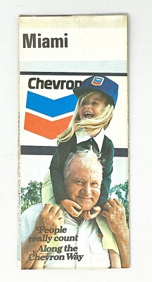 1973 CHEVRON OIL Road Map MIAMI BEACH Florida Coral Gables Hialeah Key Biscayne