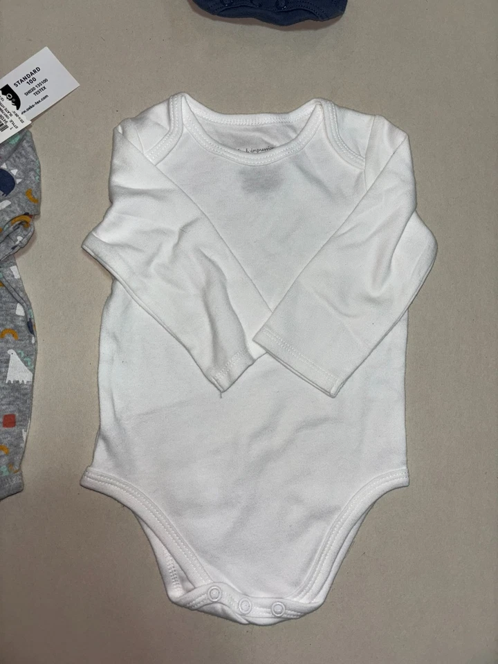 Pack de 4 bodys manga larga First Impressions bebés talla 3-6 meses nuevos con etiquetas Foto 2 de 4