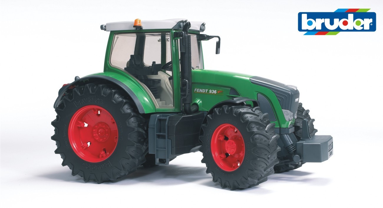Bruder 03040 Fendt 936 Vario Tractor 1:16 scale toy farm Toys Fendts Tractors