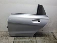 Porte arrière et accessoires Mercedes 308