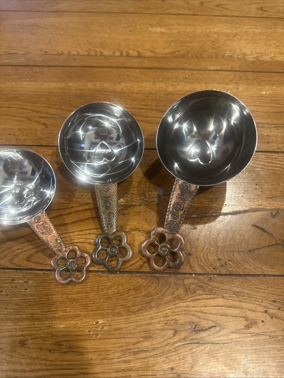 Vintage Inspired Stainless Flower Metal Handled Measuring Cups Rustic Farmhouse