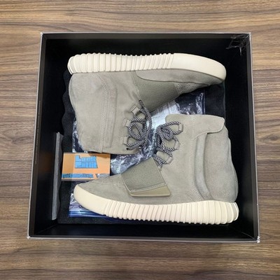 Adidas Yeezy Boost 750 Light Brown-Gray Suede OG Size 8US Excellent Condition