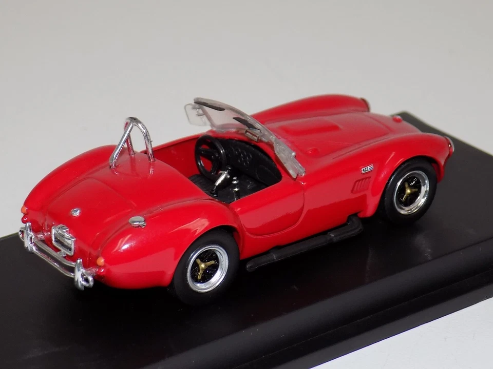 1/43 Revell Modelo AC Cobra 427 en rojo 28112 Foto 2 de 4