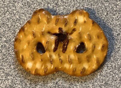 RARE Snack Factory Pretzel Chip  Heart Of A Champion  One Of A Kind Chip 1/1 SSP