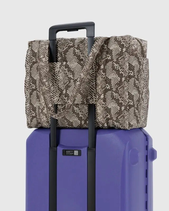 【BAGGU】新色☆フライトに最適 Cloud Carry-On Bag Baggu BAGGU Small Cloud Carry-On Bag - Backpacks - BeyondStyle