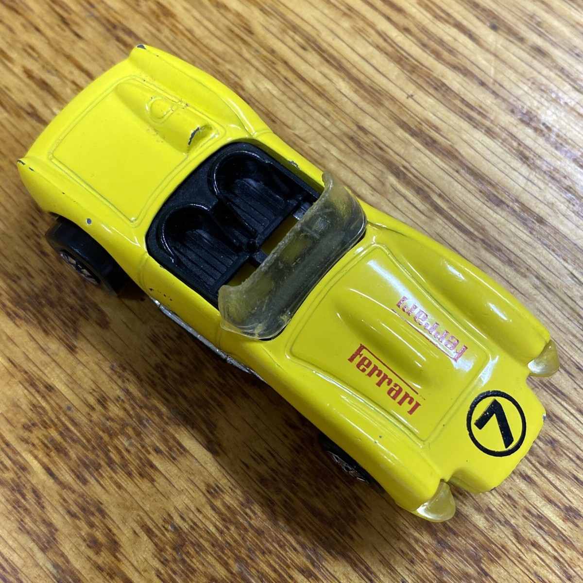 Vintage 1990 Hot Wheels Classic Ferrari Yellow #7 Testa Rossa