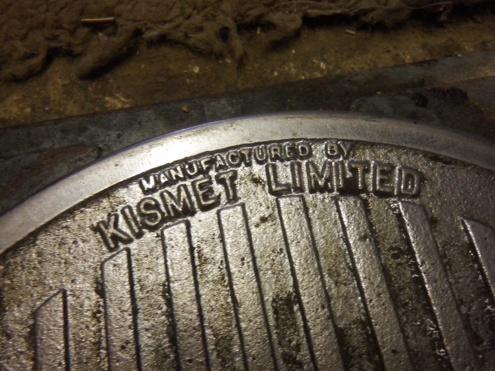 VEHICLE TURNING RADIUS GAUGE WEAVER KISMET PLATES, PAIR. WHEEL