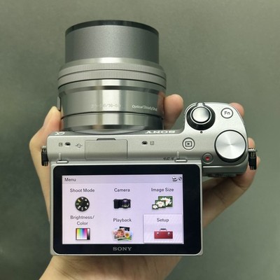 Sony Alpha NEX-5R 16.1MP Mirrorless Digital Camera Silver w/16