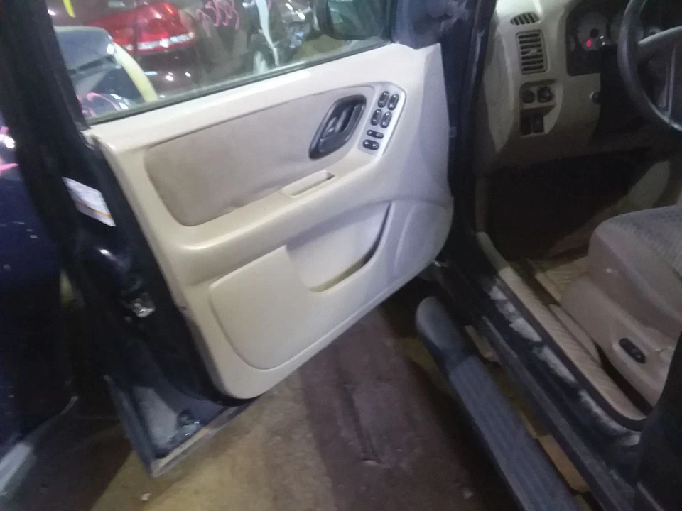 Driver Front Seat Bucket With  Electric 6 Way Fits 01-04 ESCAPE 2122066 - Image 4 of 4