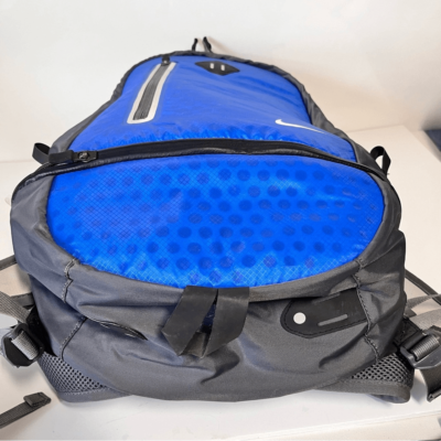 nike backpack cheyenne vapor blue SB - Heritage and both the back and straps are padded for long days on your feet Nike Cheyenne Vapour Running Backpack