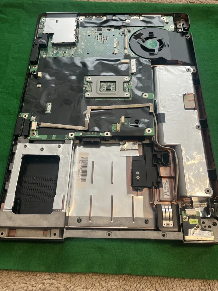 Placa madre Gateway MD2614U AMD Turion X2 RM-72 2,1 GHz DDR2 @10A4 Foto 3 de 4