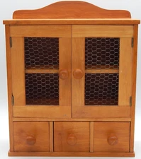 VTG Primitive Winsome Wood Wall Hanging Chicken Wire (2) Door Cabinet Cupboard